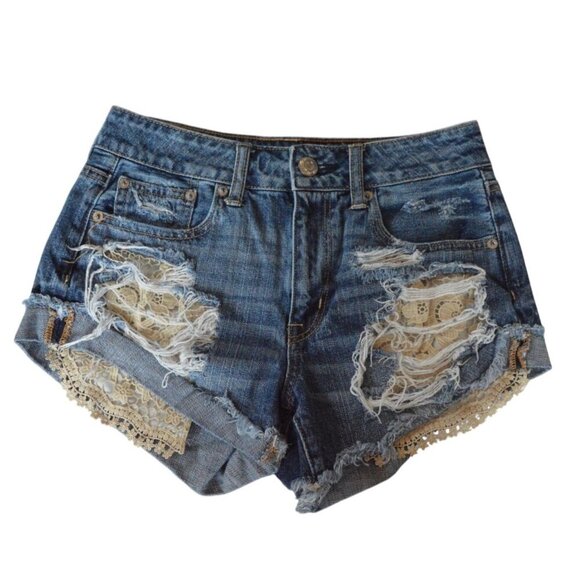 American Eagle Hi Rise Micro Mini Festival Distressed Denim Lace Shorts Size 2 - Picture 1 of 8